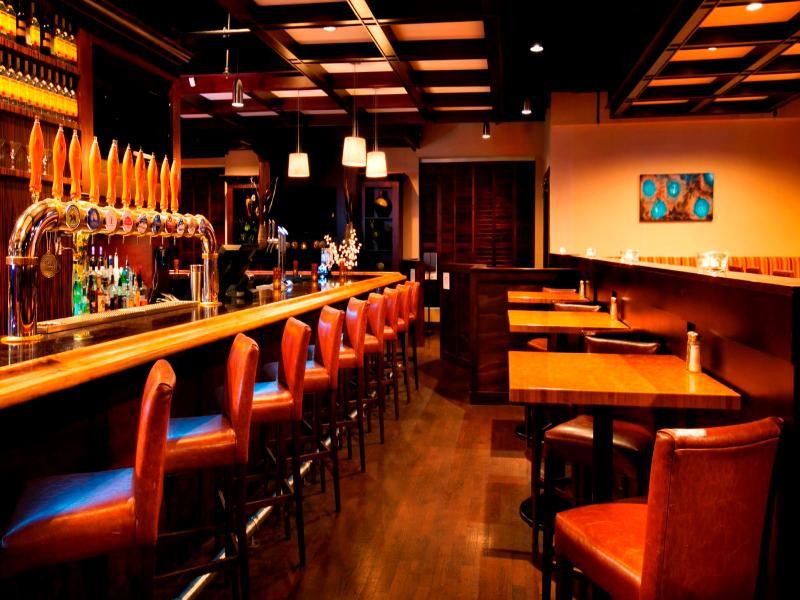 Four Points By Sheraton Victoria Gateway Langford Luaran gambar