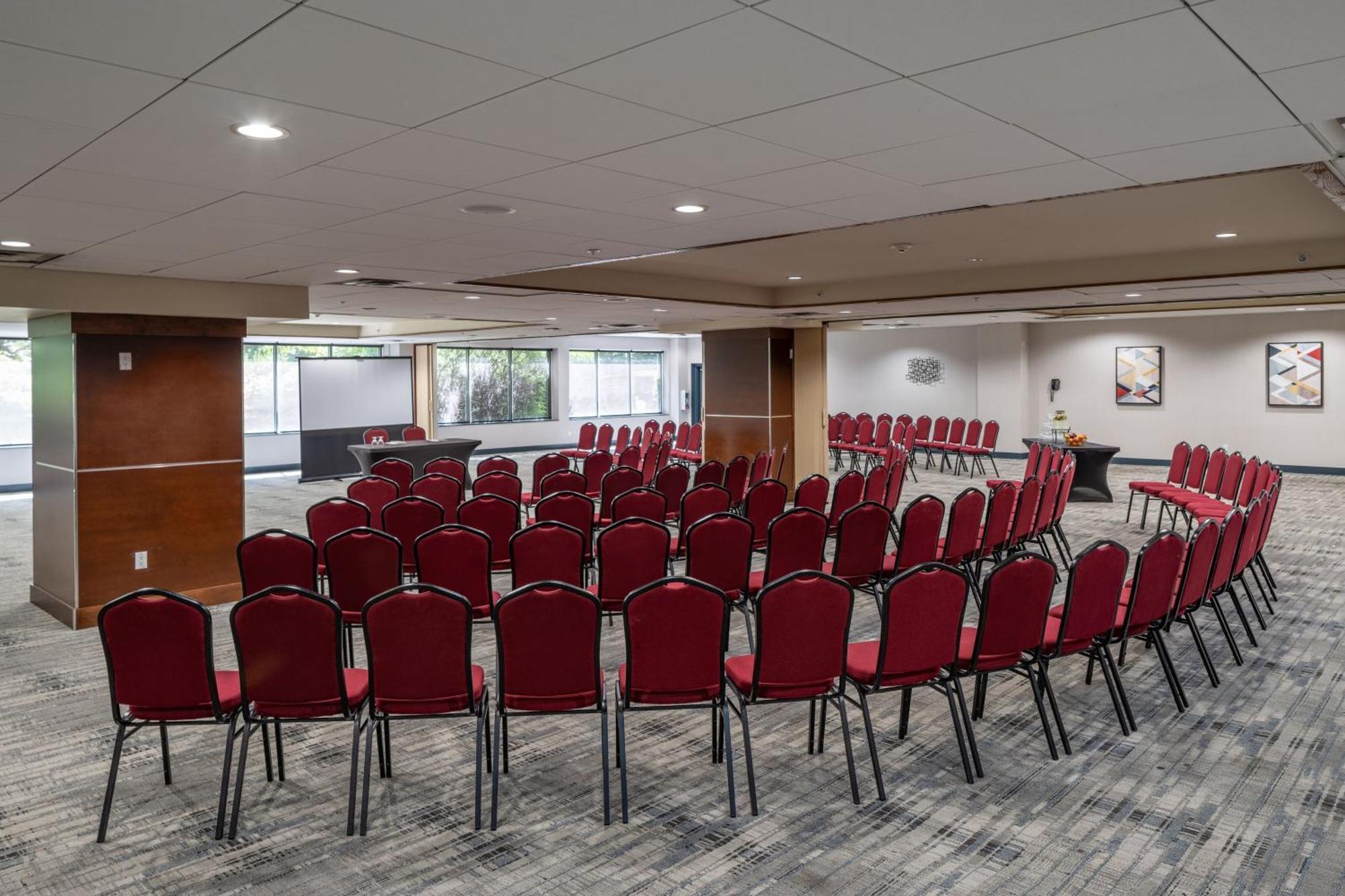 Four Points By Sheraton Victoria Gateway Langford Luaran gambar