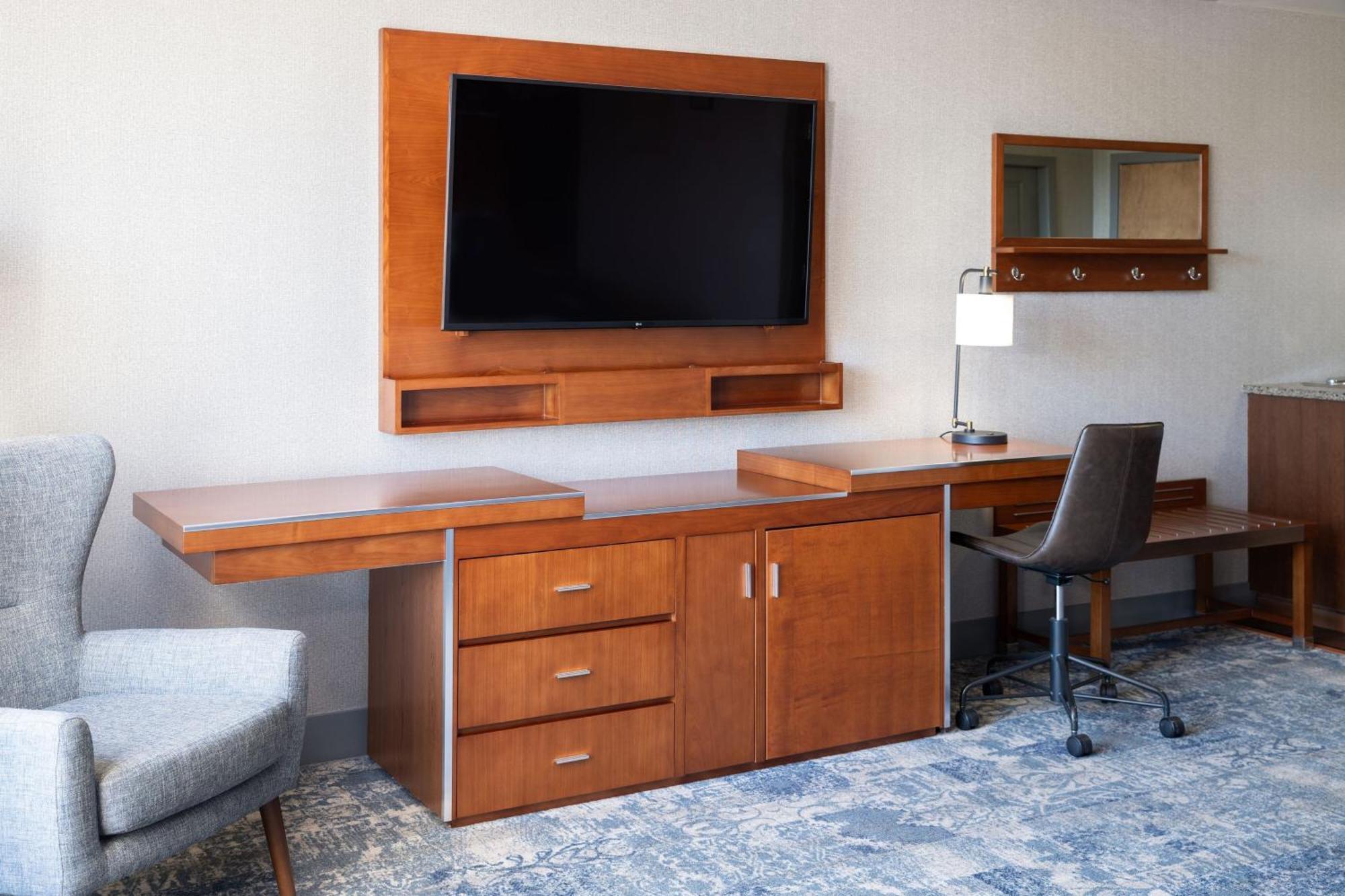 Four Points By Sheraton Victoria Gateway Langford Luaran gambar