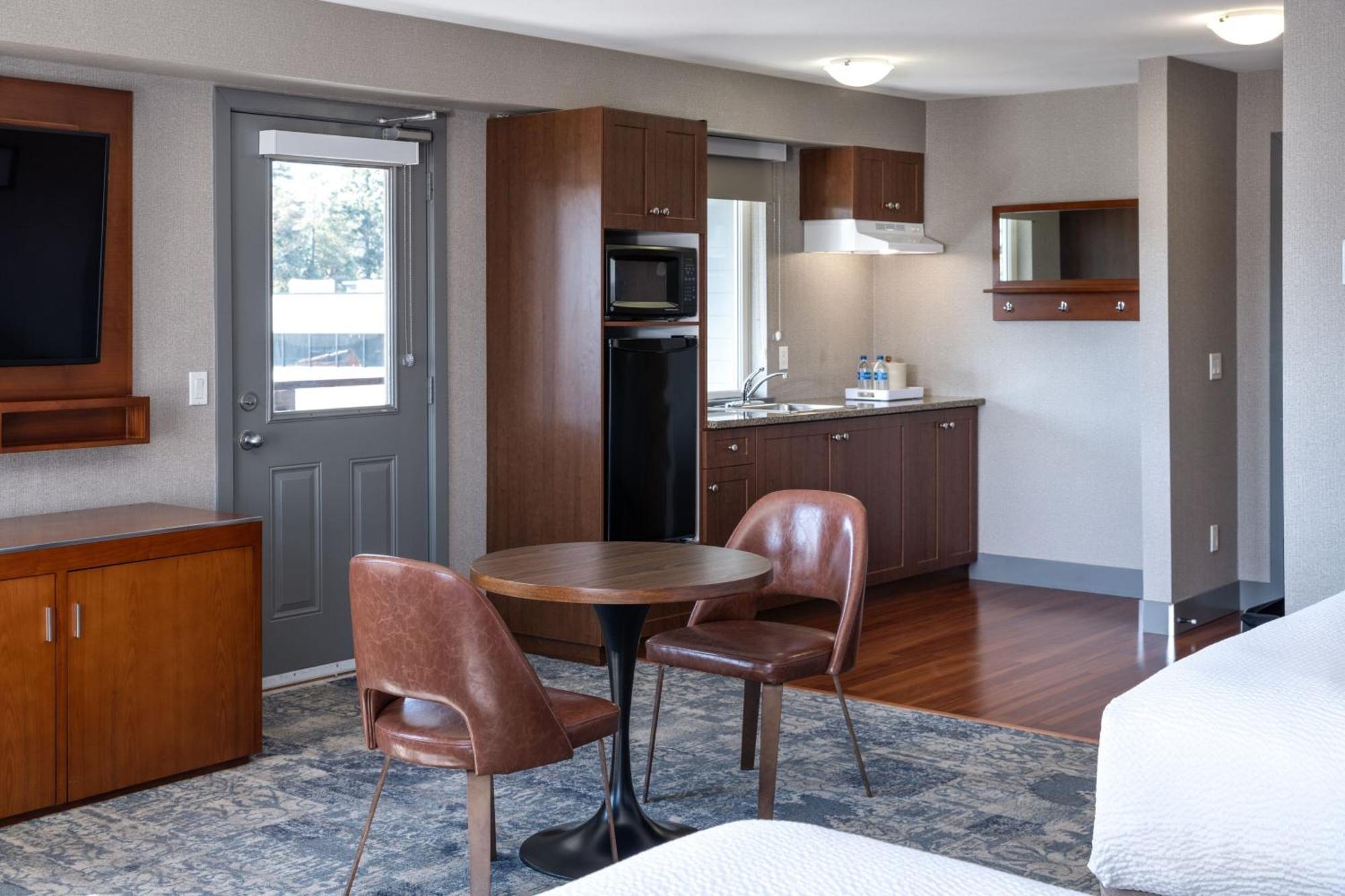 Four Points By Sheraton Victoria Gateway Langford Luaran gambar