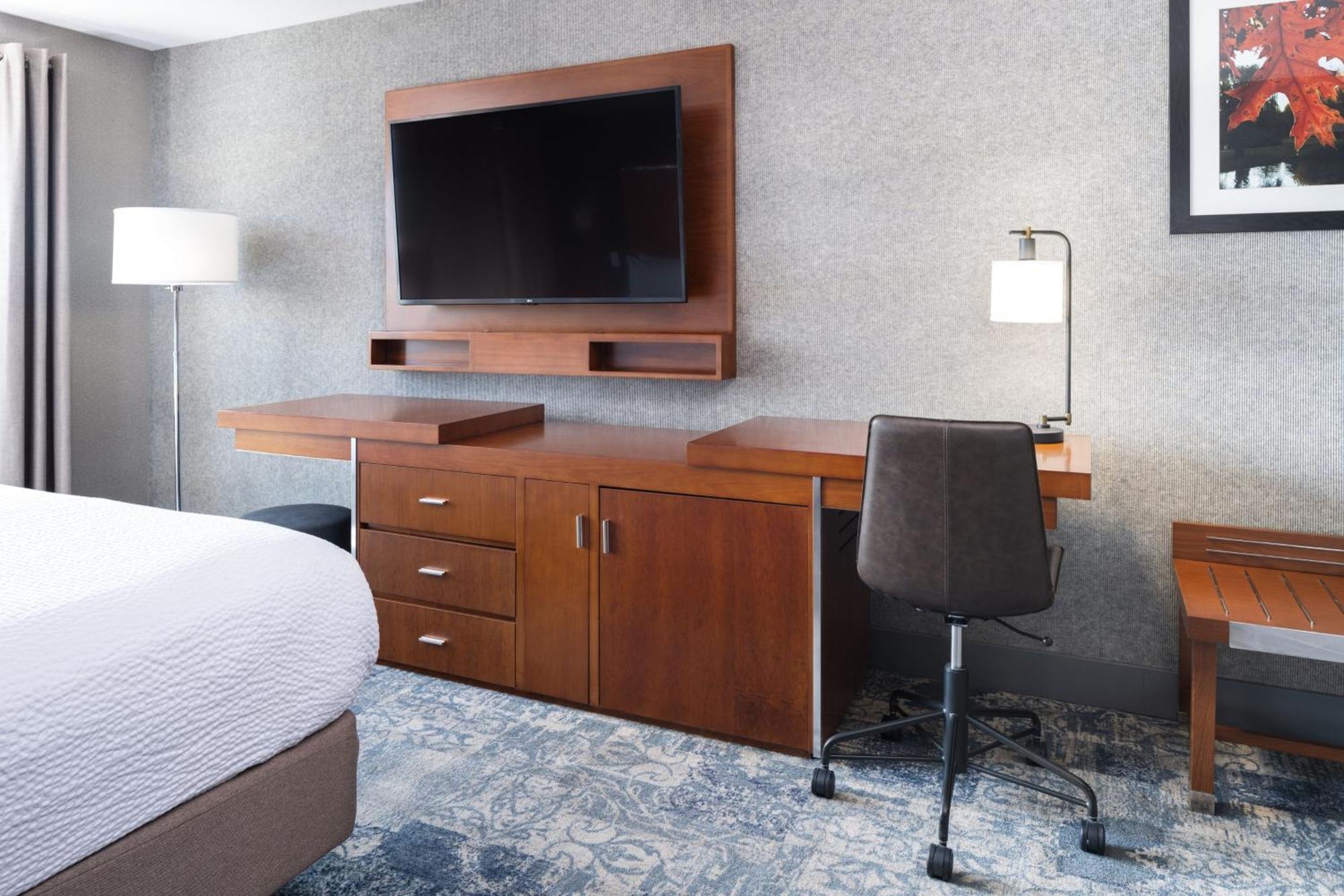Four Points By Sheraton Victoria Gateway Langford Luaran gambar